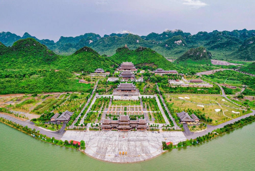 Chùa Tam Chúc rộng 144ha